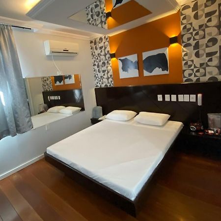 Motel Status (Adults Only) Пато Бранко Екстериор снимка