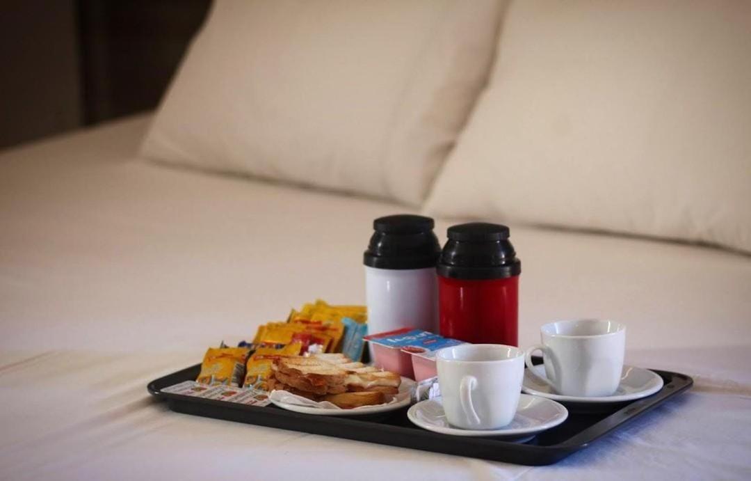 Motel Status (Adults Only) Пато Бранко Екстериор снимка