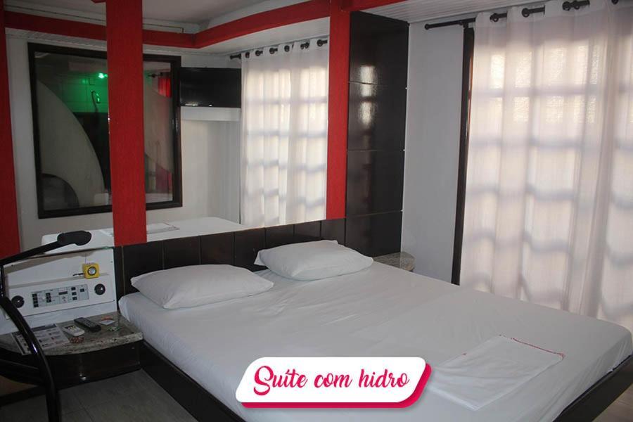 Motel Status (Adults Only) Пато Бранко Екстериор снимка